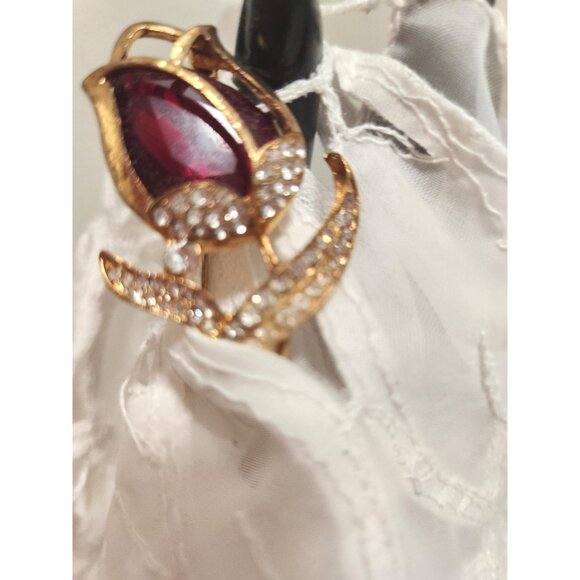Red Tulip Brooch Surrounded by Rhinestones and Gold Tone frame Rose Bud Brooch - Picture 2 of 10
